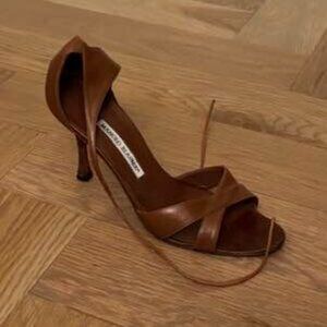MANOLO BLAHNIK Cognac Leather Women's Heels 39.5